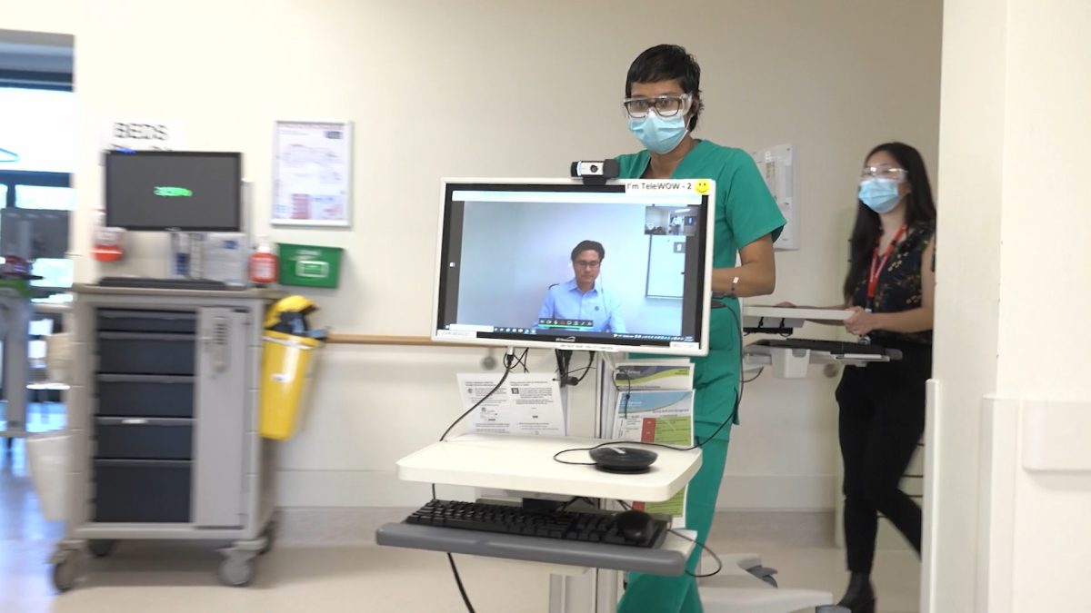 Mobile Efficiency How Rugged AllinOne Medical Cart Computers are